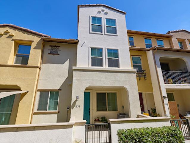 Apartment for sale in Oceanside, California