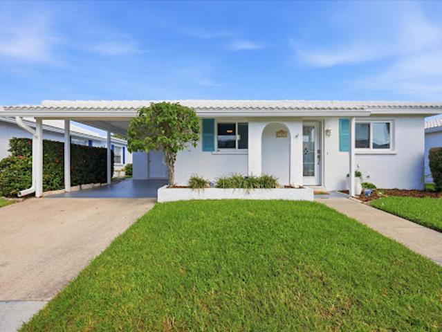 Apartment for rent in Longboat Key, Florida