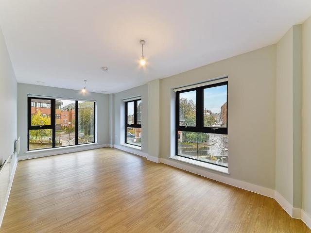 Apartment for rent in Enborne, West Berkshire