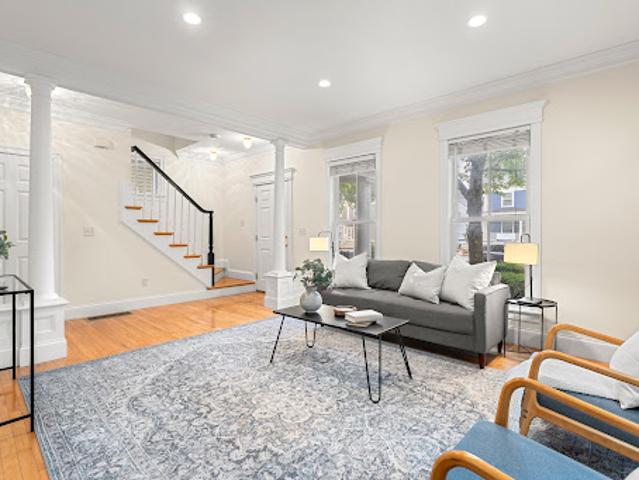 Apartment for sale in Arlington, Massachusetts