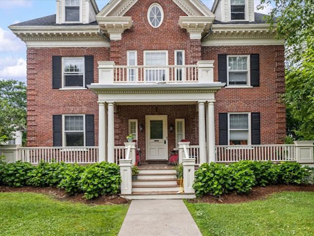 Apartment for sale in Burlington, Vermont