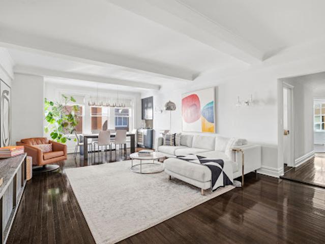 Apartment for sale in New York, Arverne