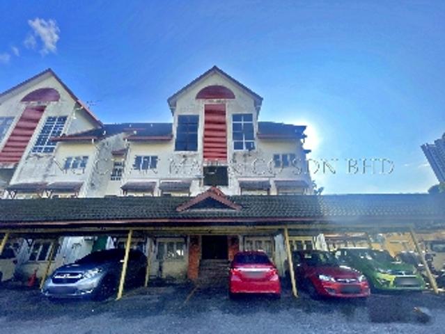 Apartment for sale in Kuala Lumpur, Country Heights Damansara