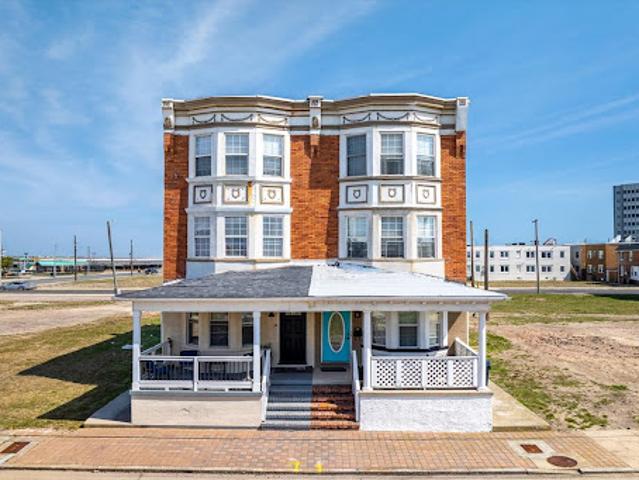 Apartment for sale in Atlantic City, New Jersey