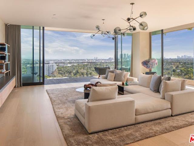 Apartment for sale in West Hollywood, California