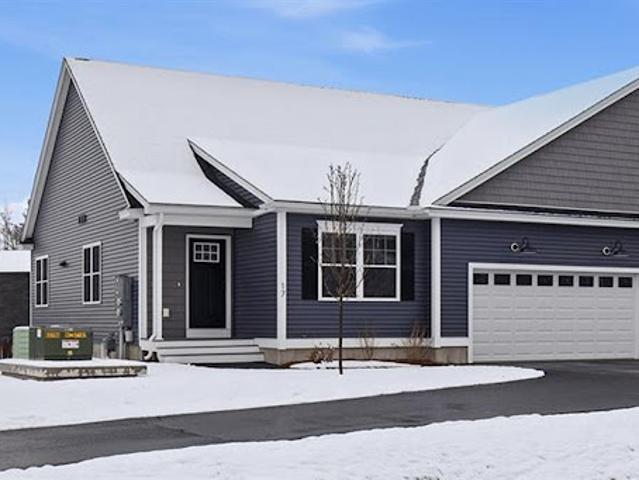 Apartment for sale in New Hampshire