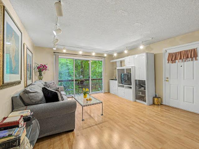Apartment for sale in Ewan, New Jersey