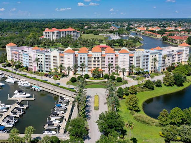 Apartment for sale in Palm Coast, Florida