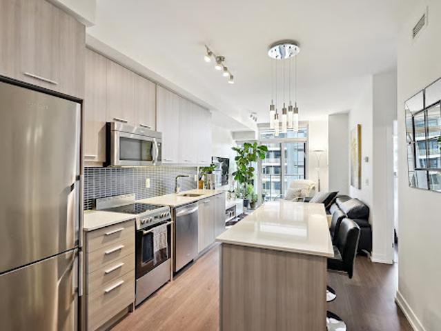 Apartment for sale in Woburn, Ontario