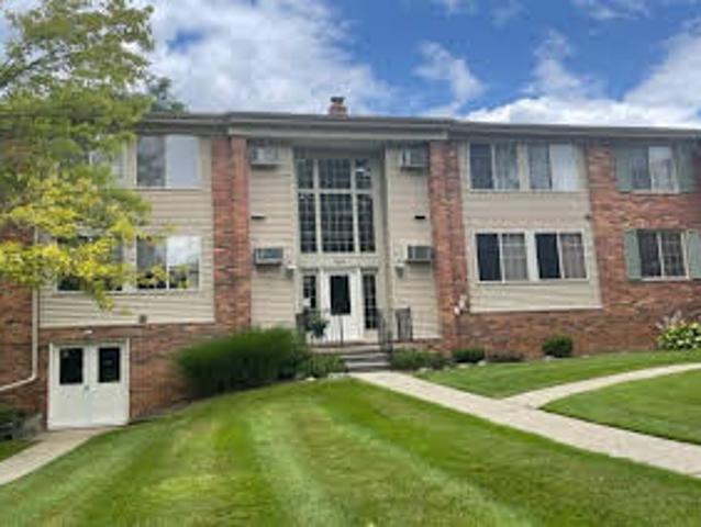 Apartment for sale in Rochester