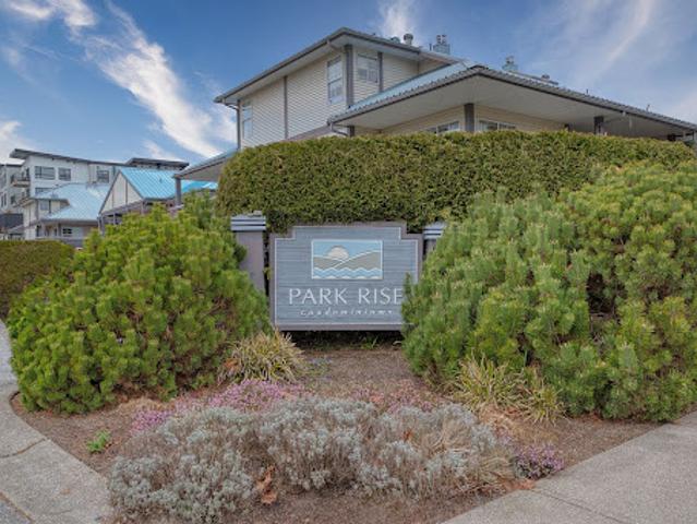 Apartment for sale in Gibsons, British Columbia