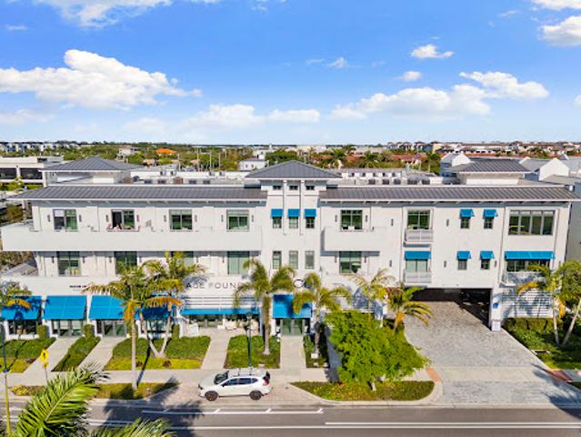 Apartment for sale in Naples, Florida