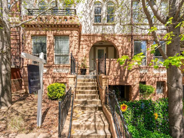 Apartment for sale in Washington, Washington DC