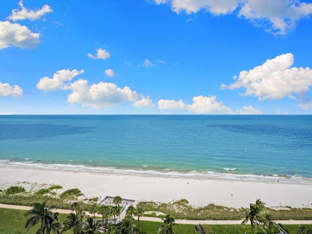 Apartment for sale in Naples, Florida