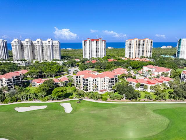 Apartment for sale in Naples, Florida