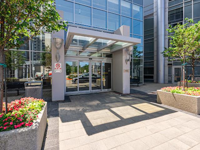 Apartment for sale in Woburn, Ontario