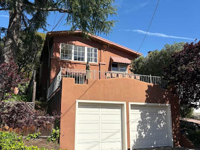 Apartment for sale in Oakland, California