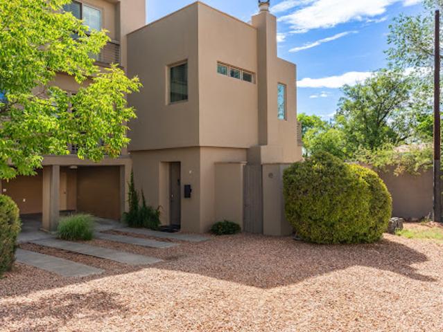 Apartment for sale in Santa Fe, New Mexico