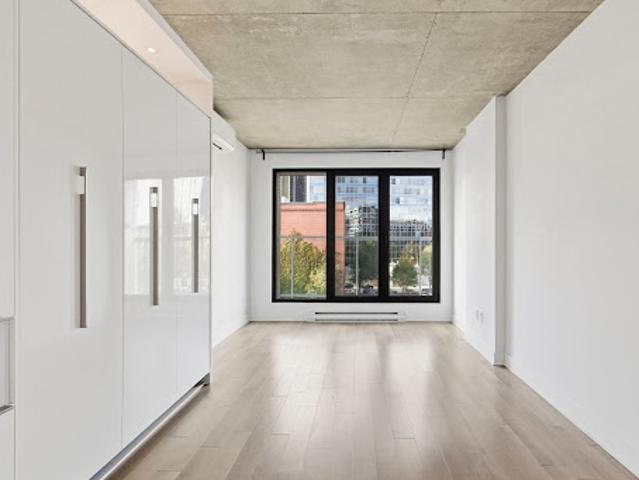 Apartment for rent in St. Leonard's, Quebec