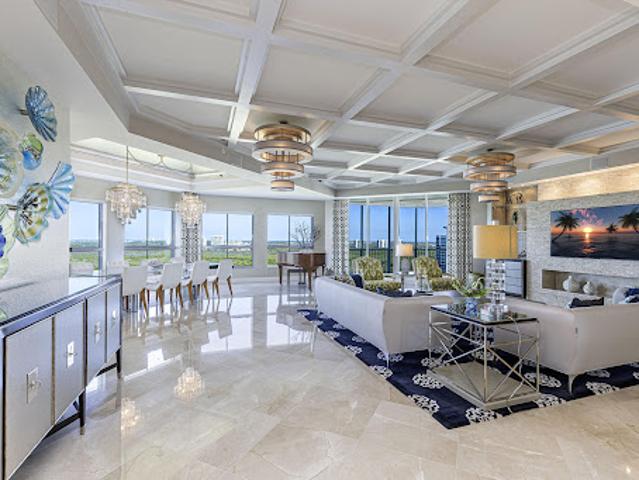 Apartment for sale in Naples, Florida