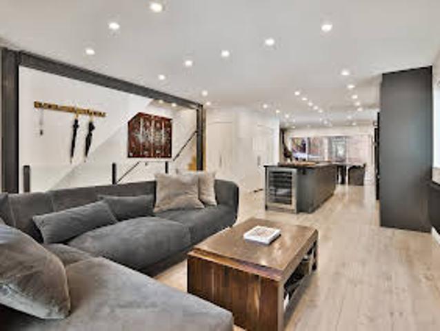 Apartment for sale in Mont-royal