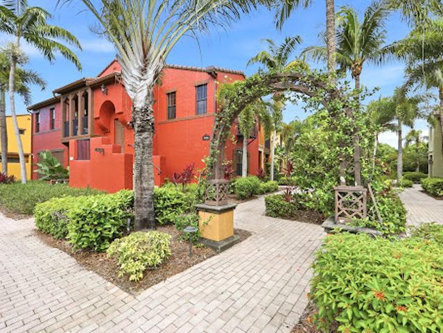 Apartment for sale in Naples, Florida
