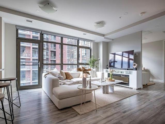 Apartment for sale in Ancaster, Ontario