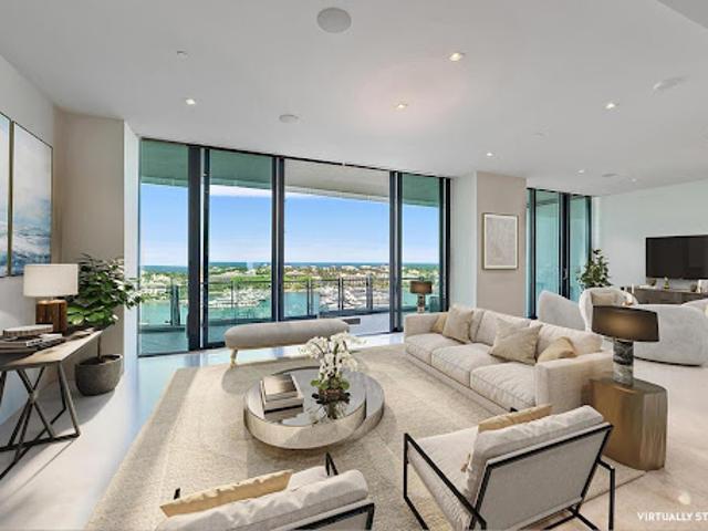 Apartment for sale in West Palm Beach, Florida