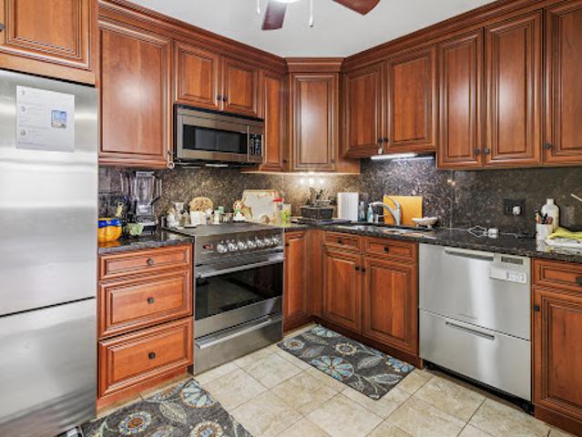 Apartment for sale in Chicago Park, Illinois
