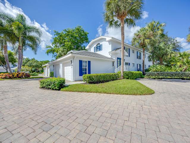 Apartment for rent in Naples, Florida