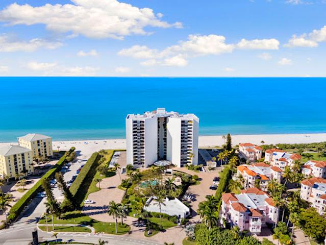 Apartment for sale in Naples, Florida