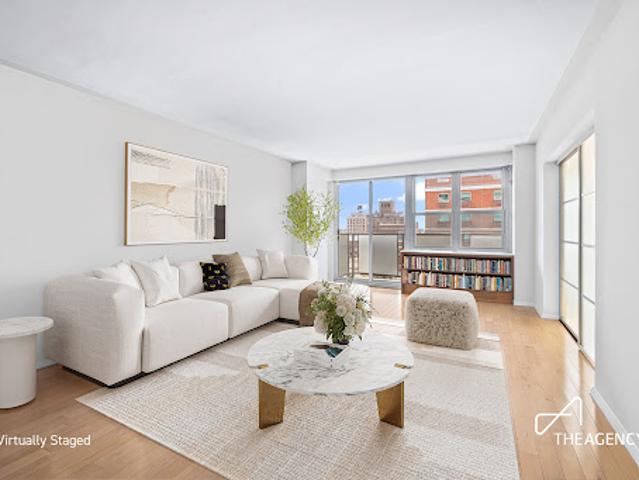 Apartment for sale in Arverne, New York