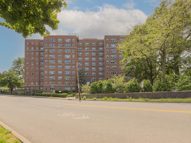 Apartment for sale in Eastchester, New York