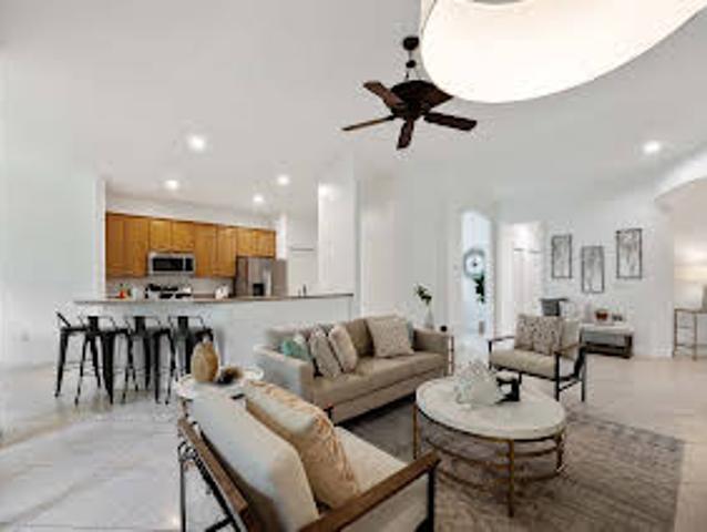 Apartment for sale in Naples
