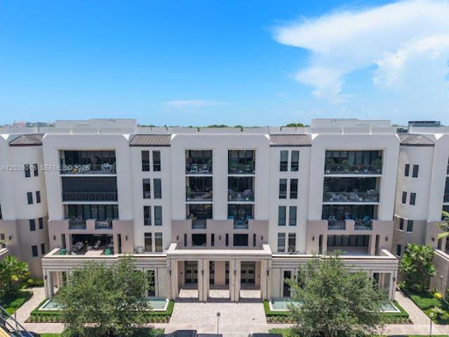 Apartment for sale in Coral Gables, Florida