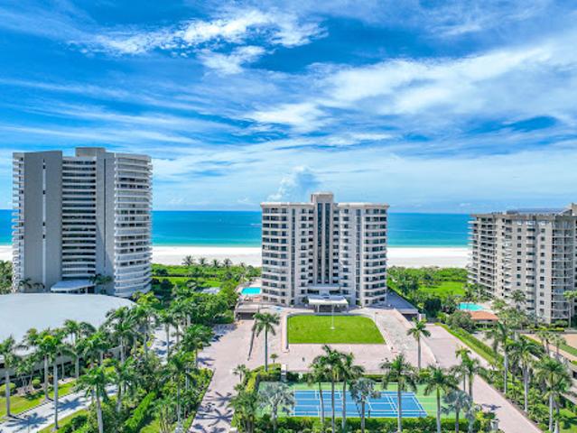 Apartment for sale in Marco Island, Florida