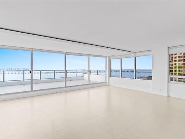 Apartment for sale in Miami, Florida