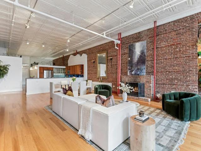 Apartment for sale in Arverne, New York