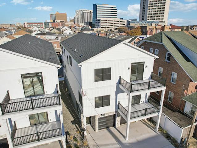 Apartment for sale in Atlantic City, New Jersey