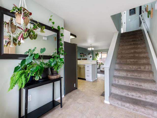 Apartment for sale in Redmond, Oregon