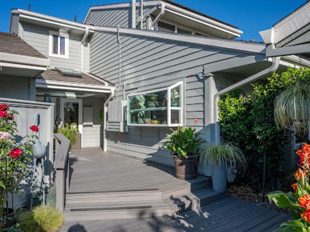 Apartment for sale in Oregonia