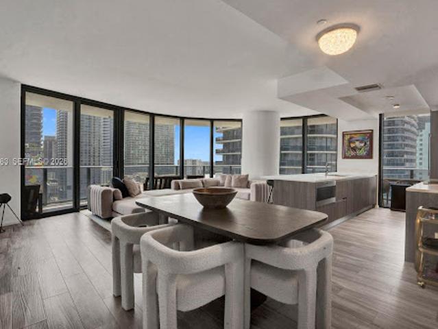 Apartment for sale in Miami, Miami-Dade County