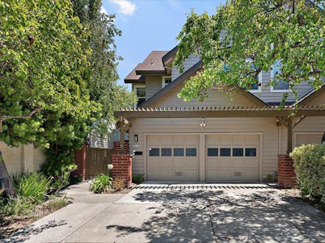 Apartment for sale in San Mateo, California