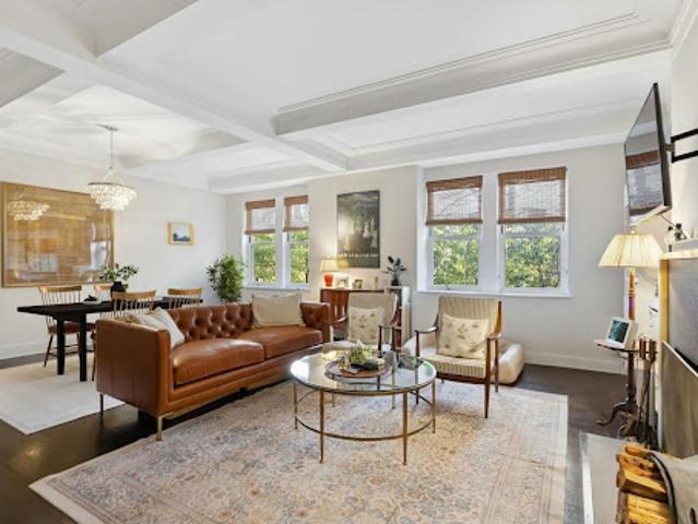 Apartment for sale in Arverne, New York