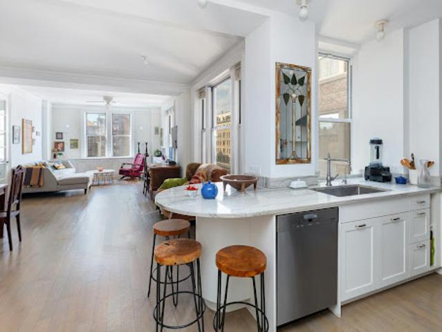 Apartment for sale in Arverne, New York