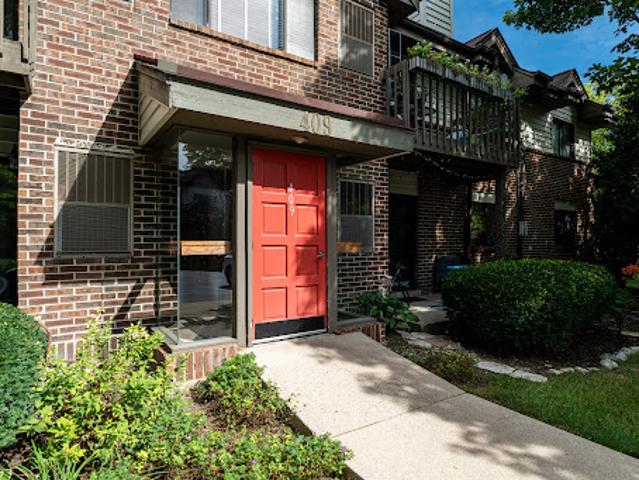 Apartment for sale in Thiensville, Wisconsin