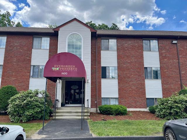 Apartment for sale in Lowell, Massachusetts