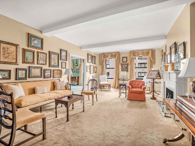 Apartment for sale in Arverne, New York