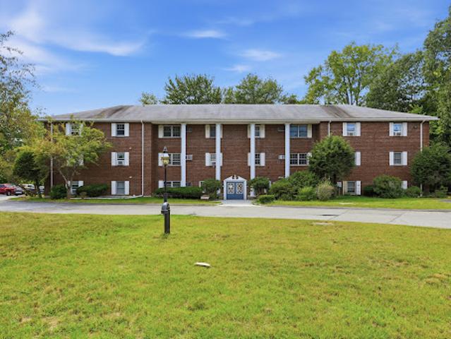 Apartment for sale in Acton, Massachusetts