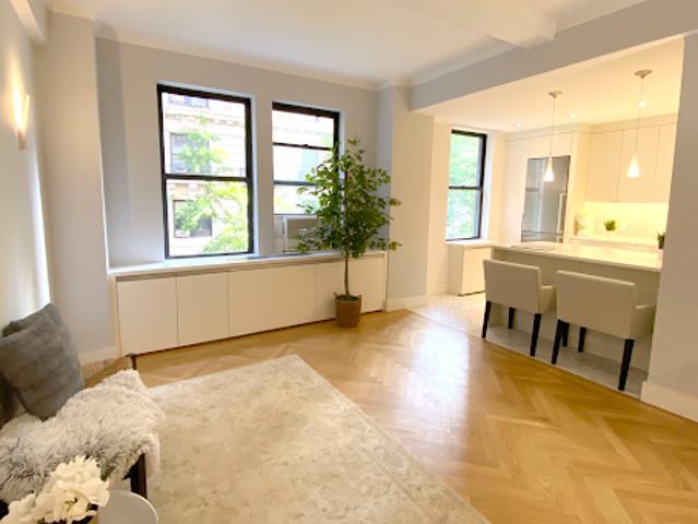 Apartment for sale in Arverne, New York
